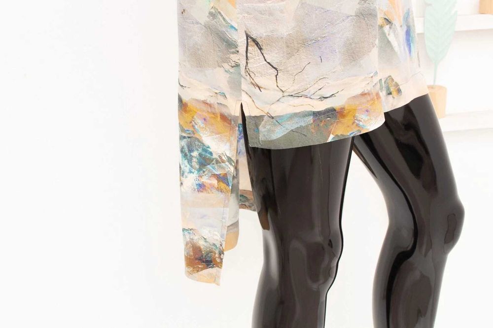 Gestuz дамска блуза от 100% коприна абстрактен принт 38