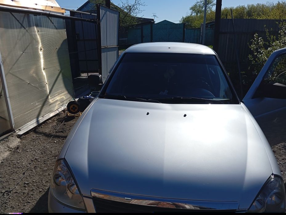 Продам авто Приора 2011 год!