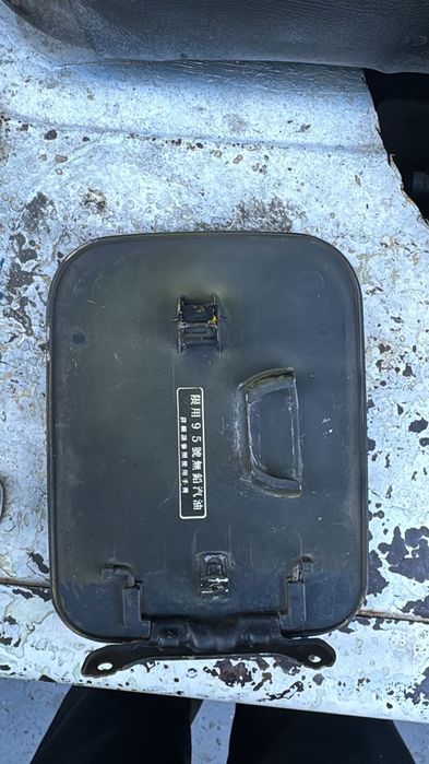 Продам запчасти для Карина е