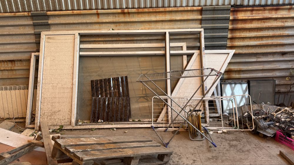 Продам витраж + 2 глухие форточки (стеклопакет)