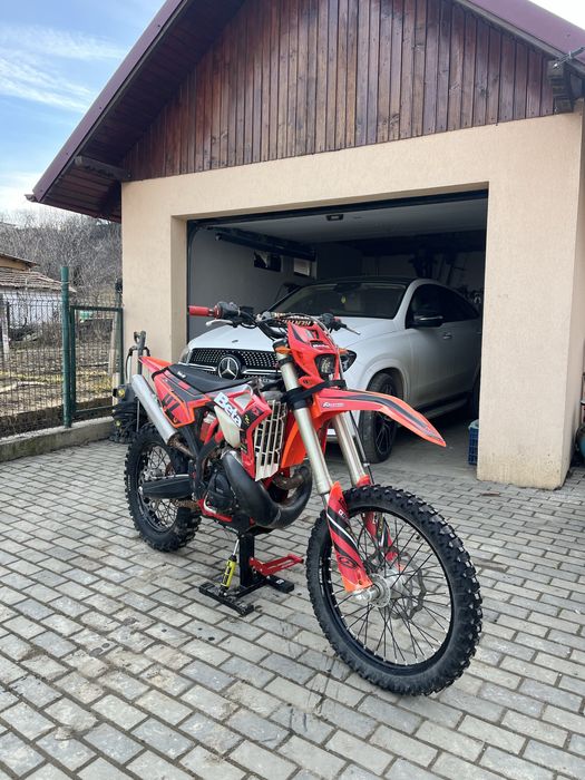 Se vinde Beta 300rr 2022