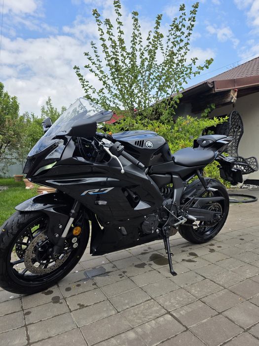 Vând Yamaha R7 2023 Limitată A2