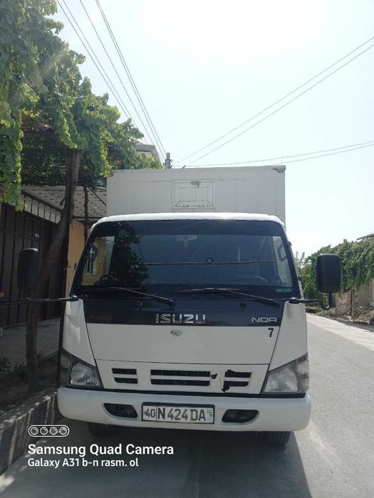 Isuzu 2011 prabek 760000