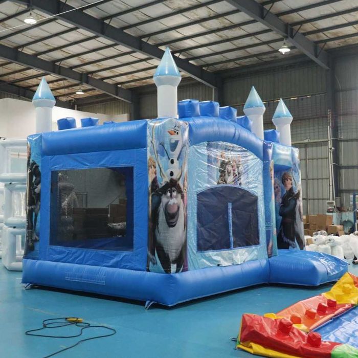 Надуваеми детски батути / Детски пързалки за скачане