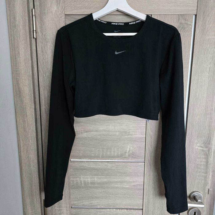 Дамска блуза nike crop