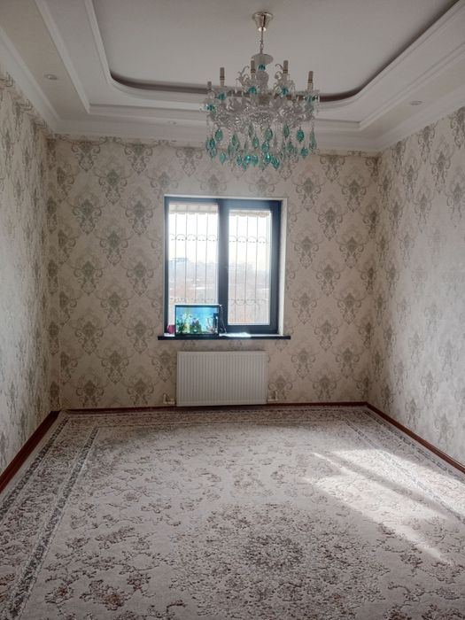 Toshkent shahar Uchtepa tumani 24 kvartalda 4 xonali uy sotiladi