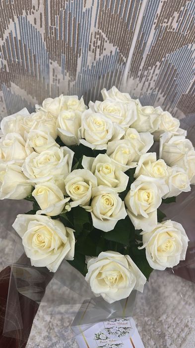 Продам свежие цветы цена 5000