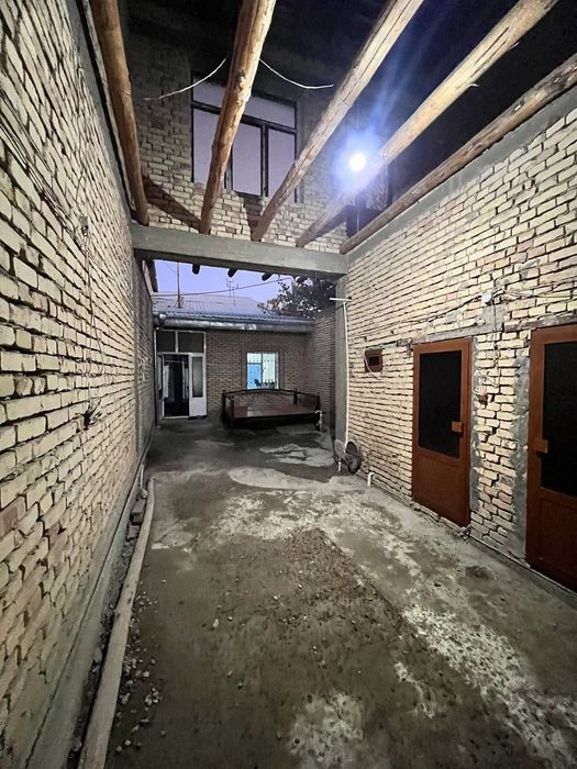 Ховли сотилади. Парк кучада