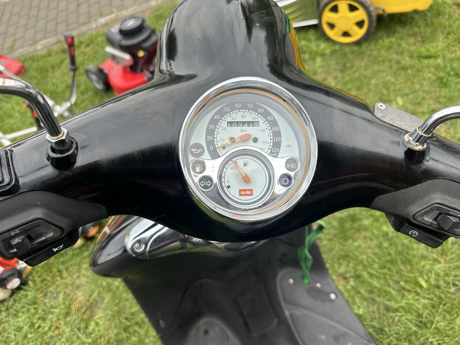 Moto scuter Aprilia Habana