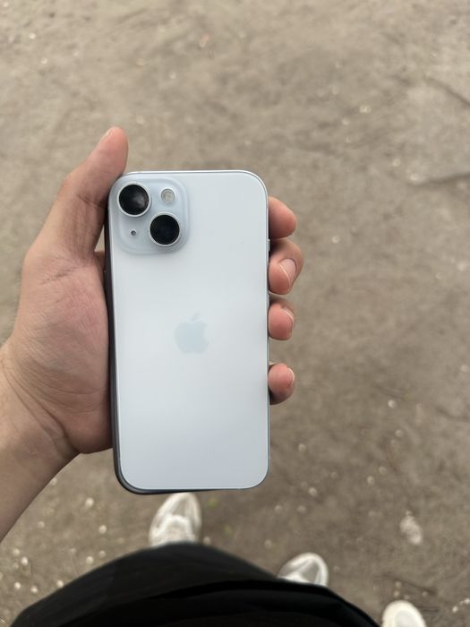 Продою 15 айфон