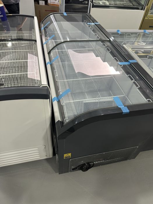 Shikaf xaladelnik vetrina muzlatgich