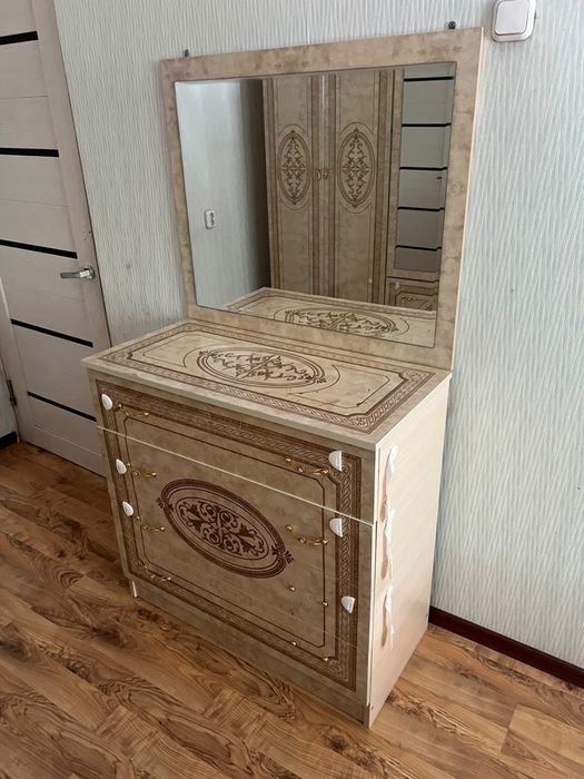 Продам мебель б/у недорого