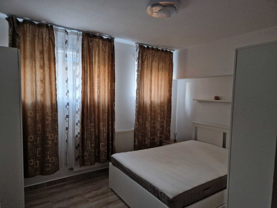 Apartament de închiriat