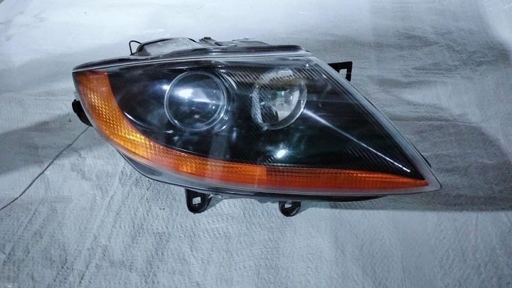 Фары БМВ Z4 E85.