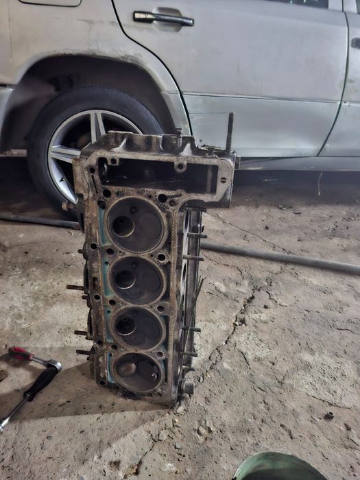 Головка от мерседес 2,3