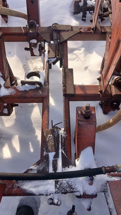 Срочно продам сеялку сзс