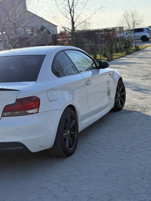 Vand bmw seria 1 123d 2.0d