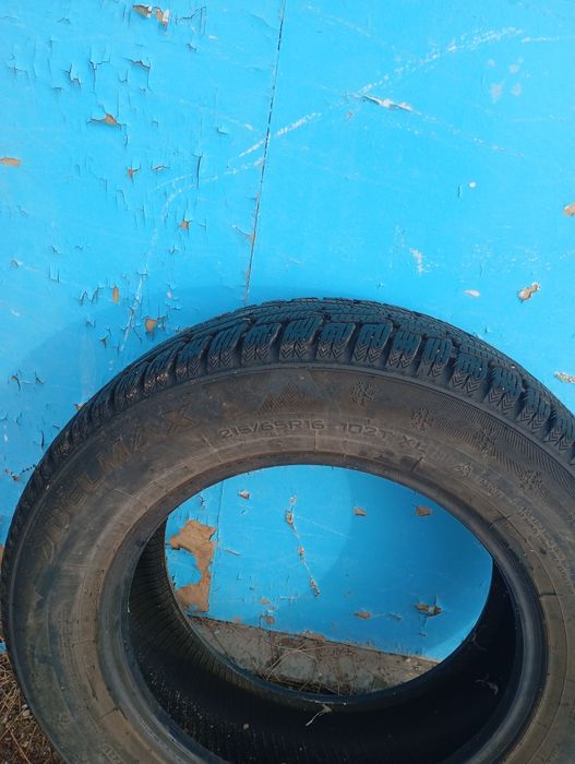 Шины зимние шины в отличном состоянии