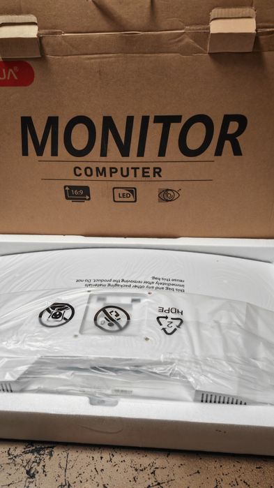 Monitor curbat 27 inci Gaming Crua Alb