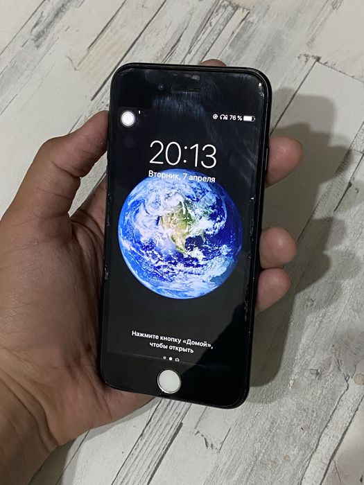 Продам айфон 7 в отличном состояний