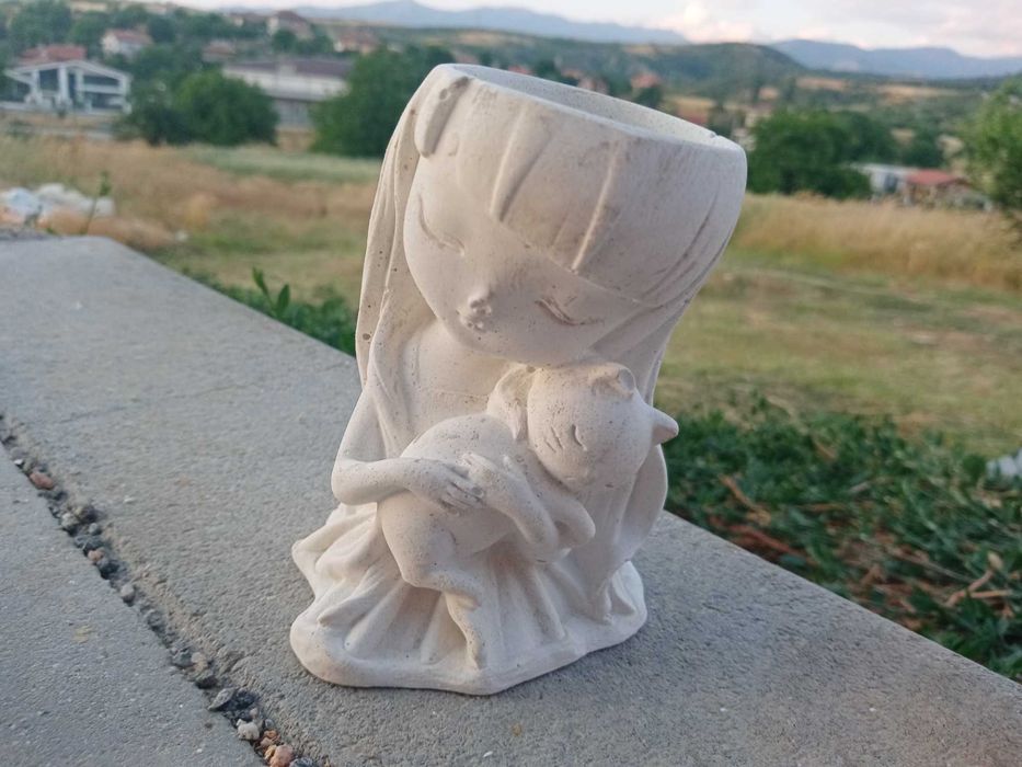 Саксии/ кашпи за кактуси/ сукуленти