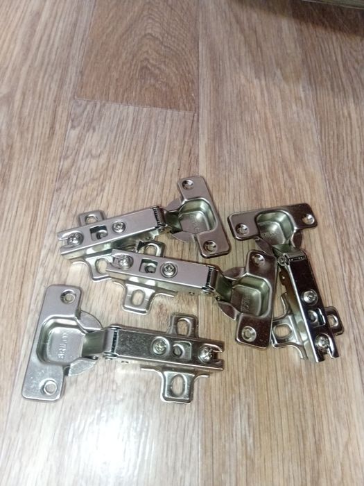 Продам фурнитуру