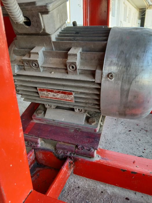 Diska katat sotiladi