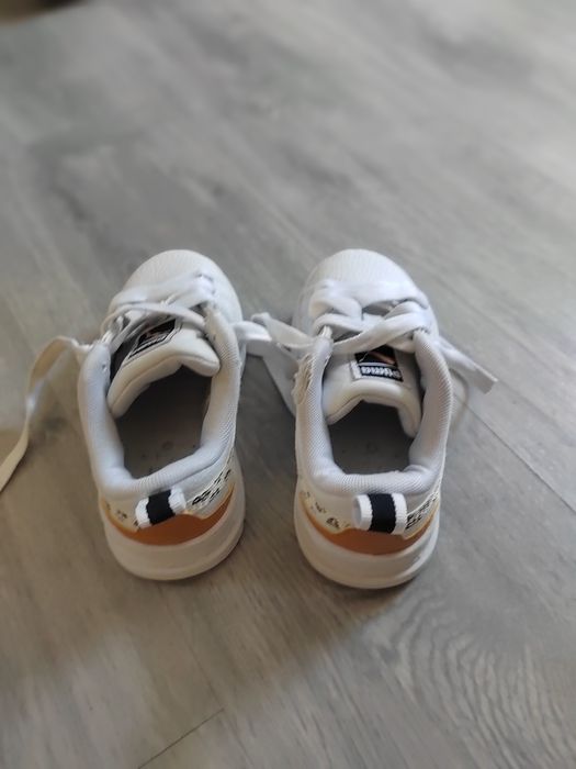 Децки маратонки за момиче