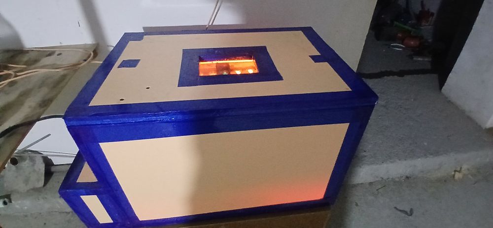 Инкубатор автомат 12 волтга ишлайдизаказга 2 кунда ясаб берамиз