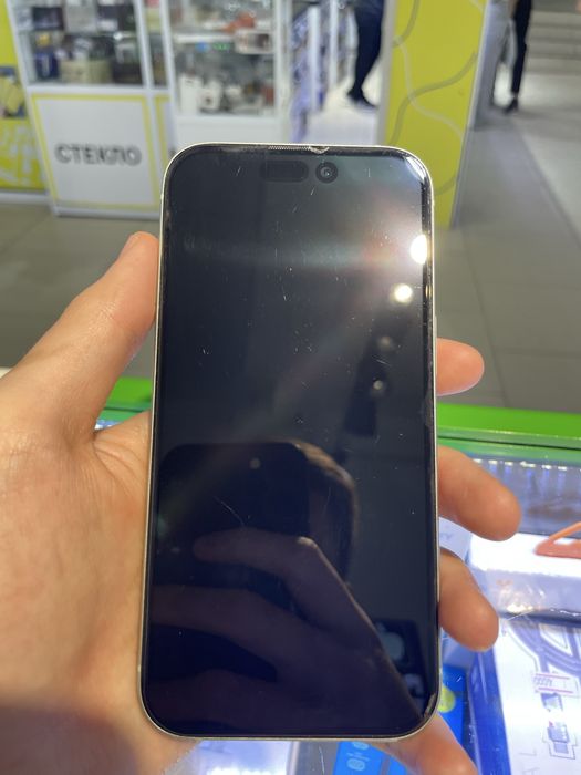 iPhone 15 128GB в хорошем состоянии