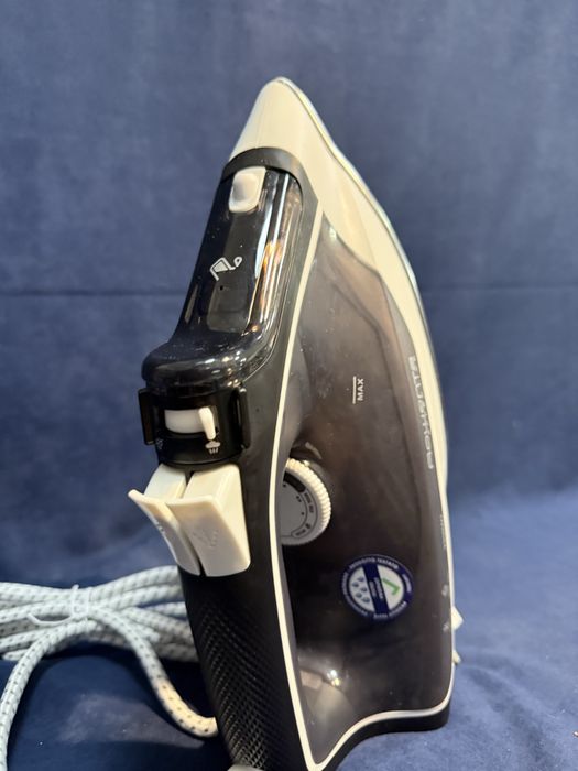 Парна ютия Rowenta Effective