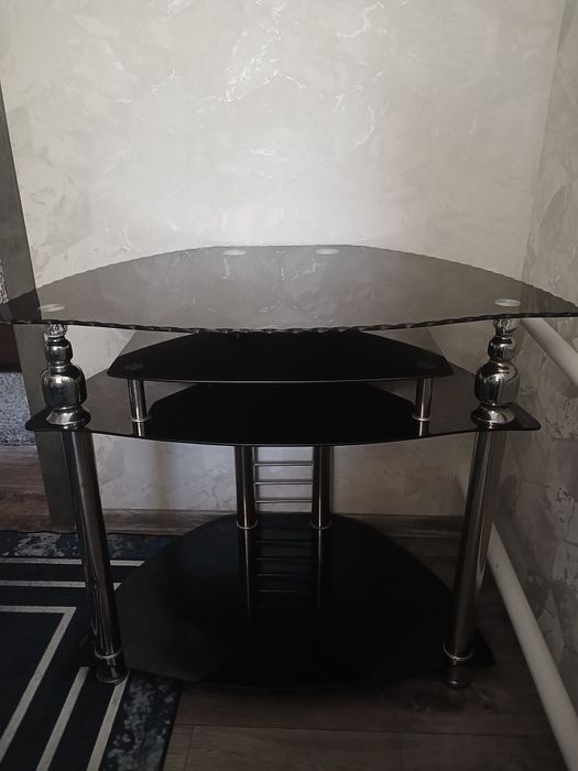 Тумба стекло  под телевизор