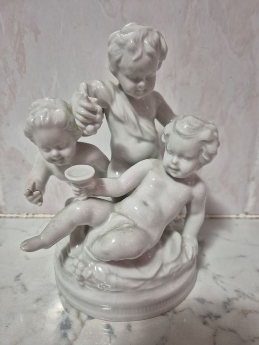 Vand Superba Statueta porțelan fin Unterweissbach - Original Germany