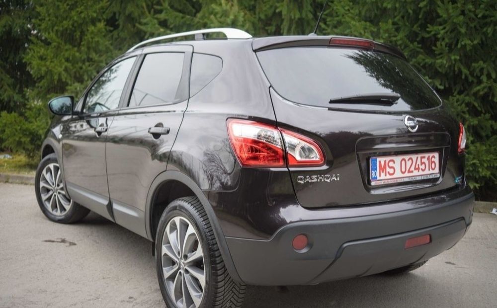 Dezmembrez Nissan Qasqai 1.6 Diesel