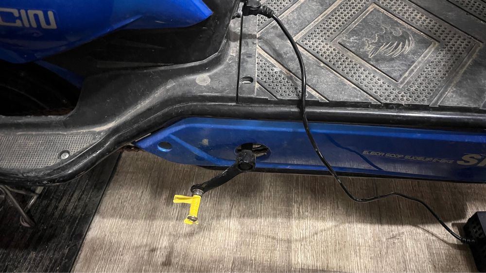 Продам электромопед марка:sk8