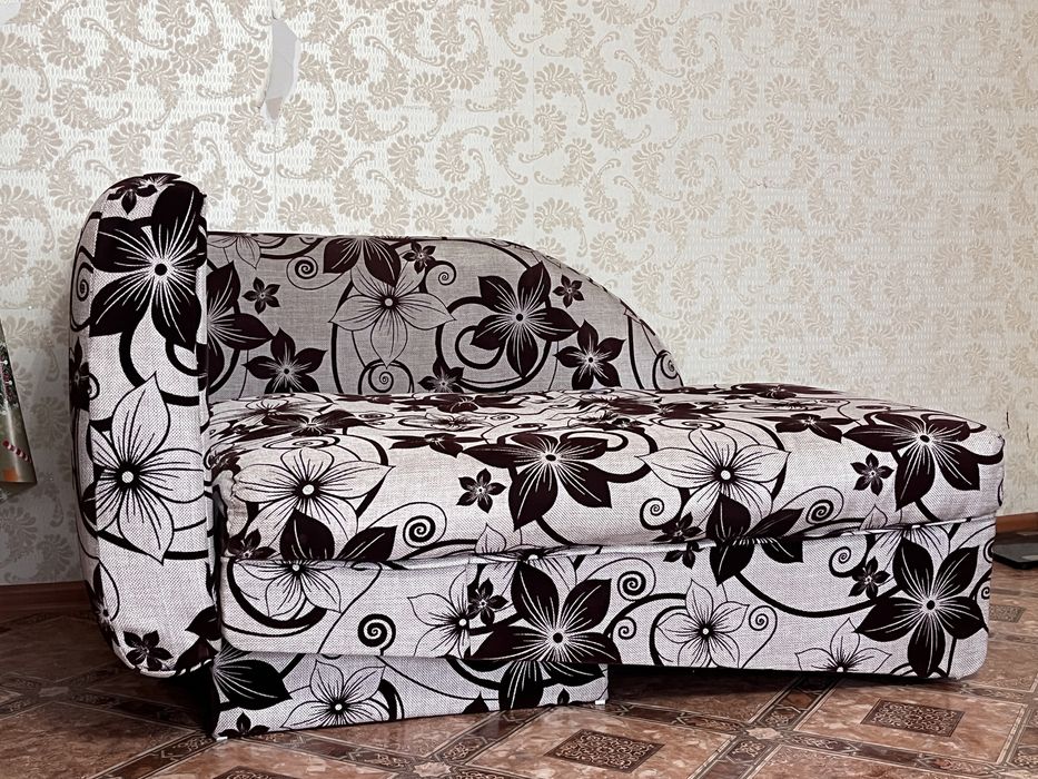 Продатся диван срочно