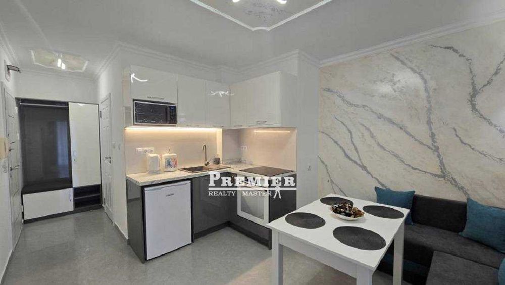 Продава се Двустаен апартамент в к.к. Слънчев бряг - 50 кв.м за 1390 €/кв.м - Снимка #2