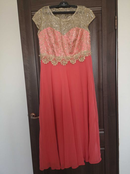 Женское платье все вместе по 1000тг