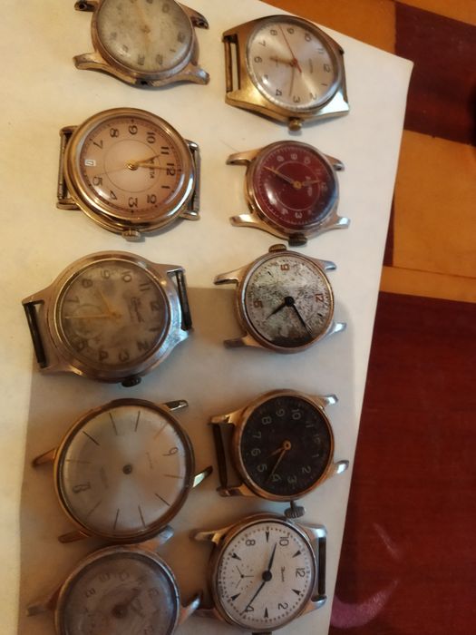 Продам часы наручные ссср