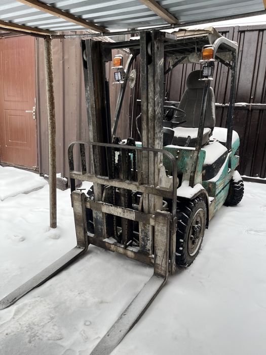 Вилочный погрузчик кара Maximal 3тонник