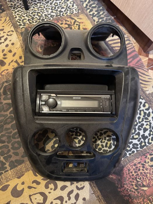 Автомагнитола KENWOOD
