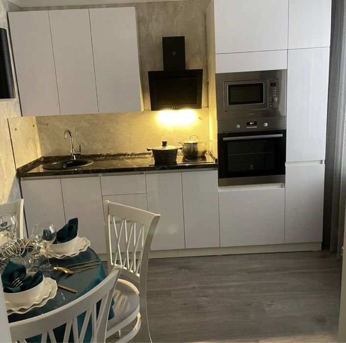 Сдам люксовую двухкомнатную квартиру посуточно