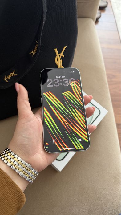 Iphone 15 память 256GB
