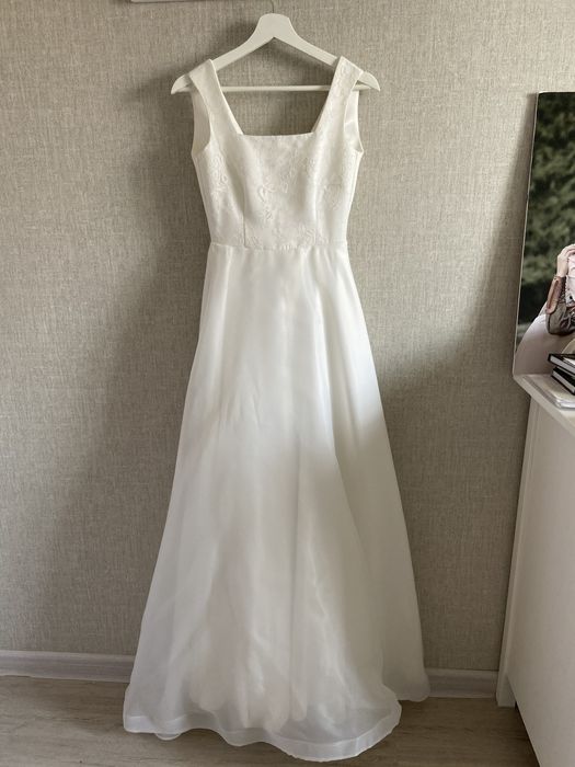 Свадебные платья