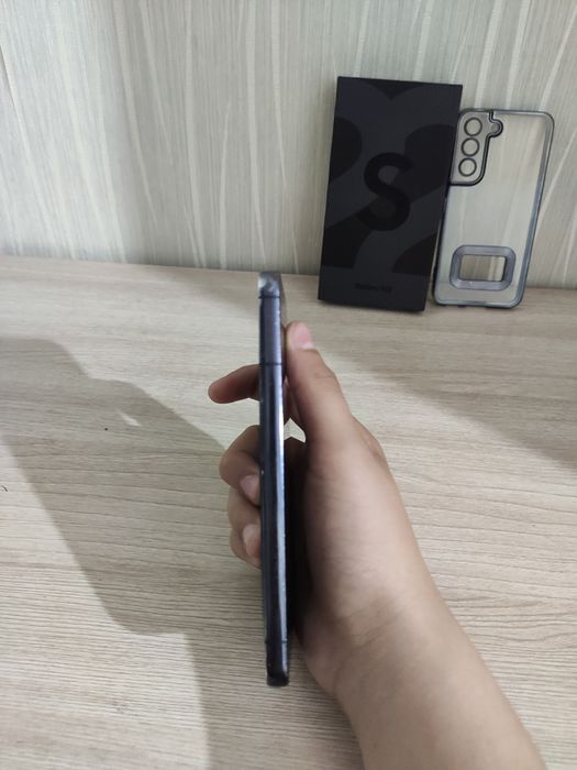 Samsung galaxy s22 black