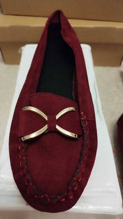 Дамски обувки и мокасини