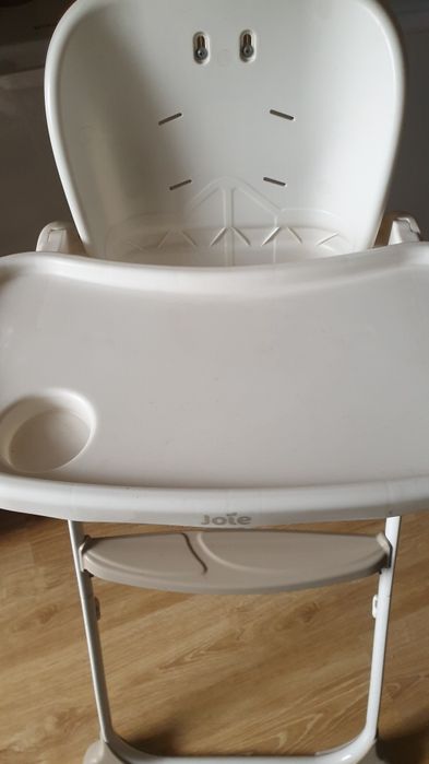 Продам стол для кормления