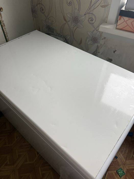Продам морозильную камеру