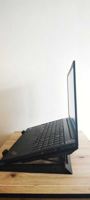 Продавам лаптоп Lenovo ThinkPad E15 Gen 2