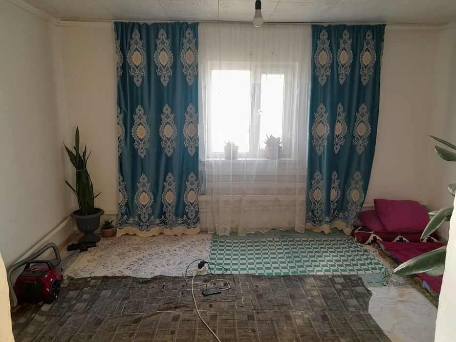 Тұрар ауылында үй сатылады. Құжаттары түгел.